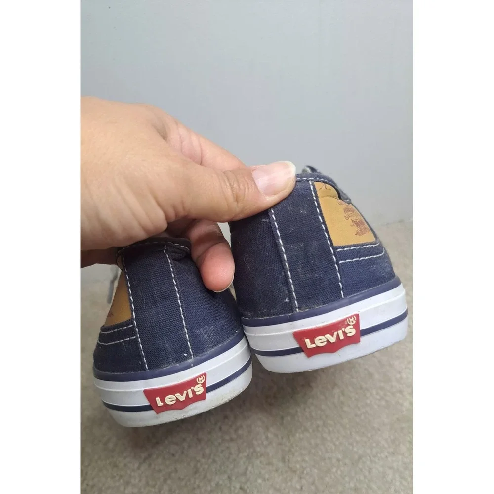LEVIS STRAUSS & Co BLUE Upper Capellada De Lona Low Top Canvas Sneakers  Size 10